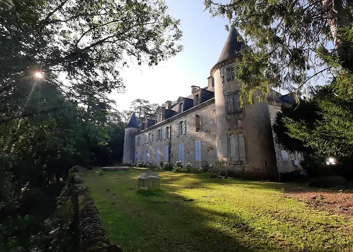 Habitación en casa particular Au Chateau Le Vigan (Lot)