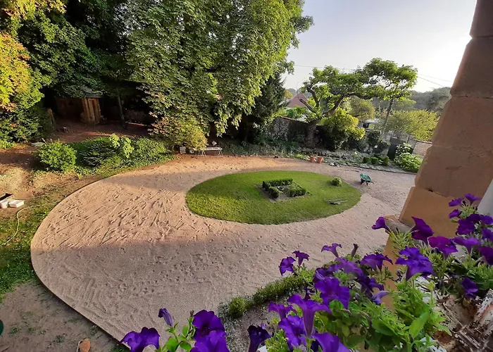 Au Chateau Le Vigan (Lot)